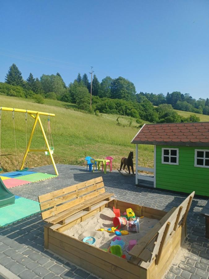 Hotel Lesny Dzban Komańcza Esterno foto