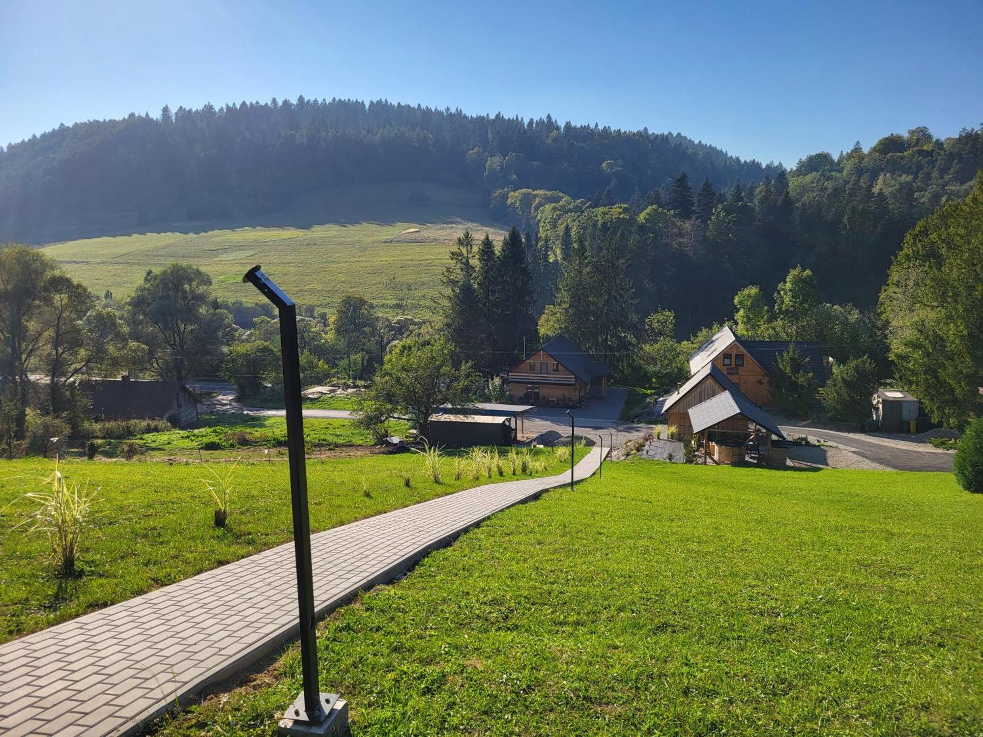 Hotel Lesny Dzban Komańcza Esterno foto
